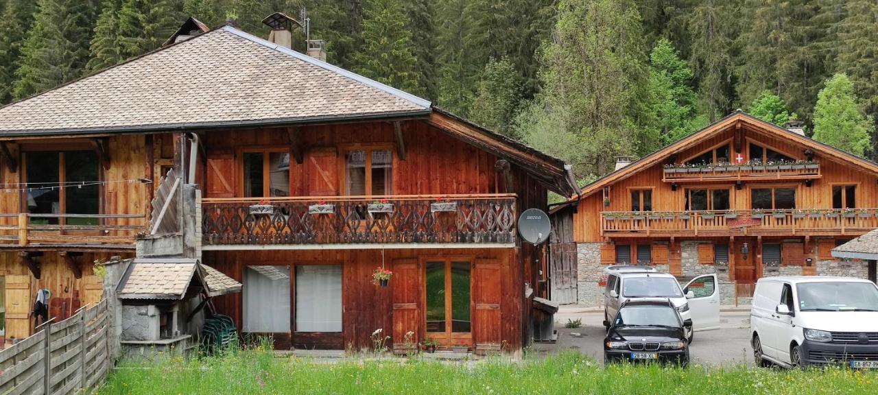 Villa La Jolie Bergere à Morzine Extérieur photo